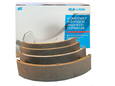 Почему свистят тормозные колодки?